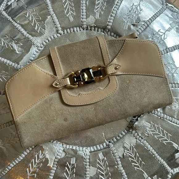 Giuseppe’s Zotti vintage beige green jeweled suede clutch - Picture 2 of 11